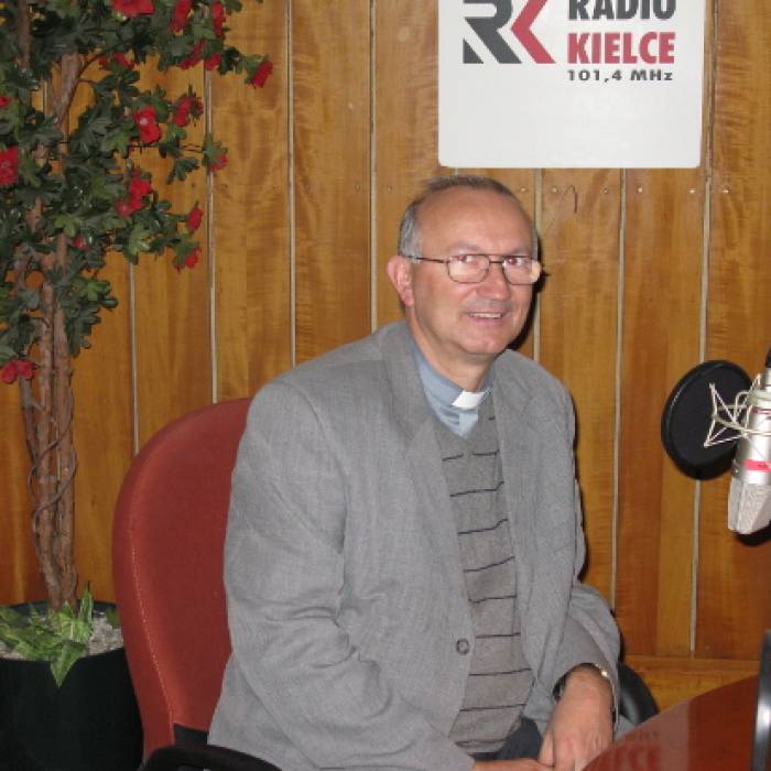 O. Zygfryd w kieleckim radio